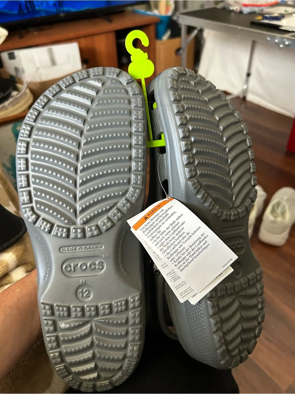 CROCS Classic Clog in Gray
